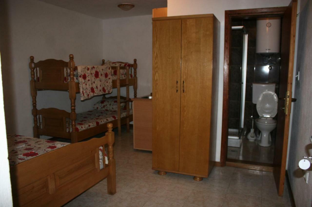 Apartments Emerald Улцинь Экстерьер фото